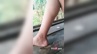 Khám phá vét máng bướm non to hồng của em nữ sinh
