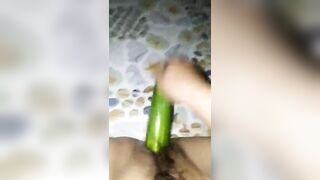 Vừa Thủ Dâm Trong Nhà Tắm Vừa Nói Chuyện Với Người Nhà Phần 2