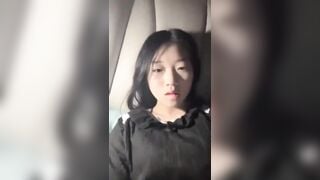 Em học sinh loli vú mới nhú lồn non dâm đãng khoe hàng cho ông chú xem