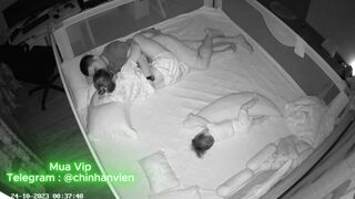 Hack Camera Nửa đêm mò lồn con vợ dâm