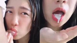 Clip Hot Lần Đẩu Thử Tinh Trùng Ấm Nóng Từ Cặc Bạn Trai Bắn Vào Miệng