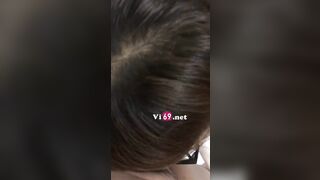 Tốn tốc trà sữa là đưa em nhân viên lên giường
