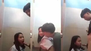 Cặp đôi học sinh Philippines chịch lén nhau trong nhà vệ sinh của trường học