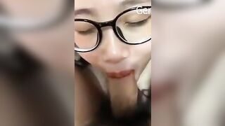Clip Hot Phương Mỹ Chi 2003 Mút Kem Cho Bạn Trai