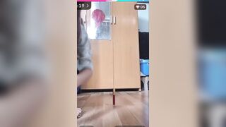 Em gái live Tiktok trả kèo p3