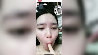 em gái thủ dâm 5