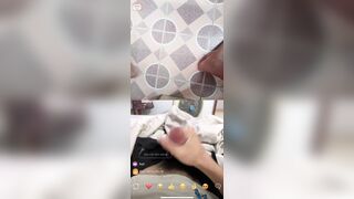 Em gái chưa có mọc lông lồn ngon trên omety