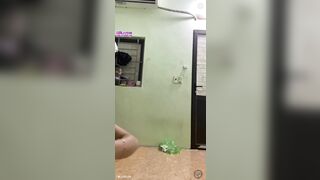 Seri thủ dâm Ngọc Nhi 2k (vú bự)
