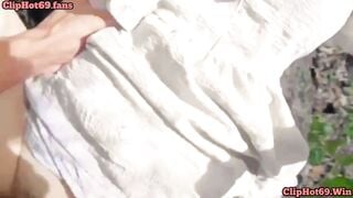 Hấp dâm E teen Phá Trinh Xuất tinh vào lồn giữa rừng
