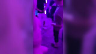 Cháy hết mình trong karaoke