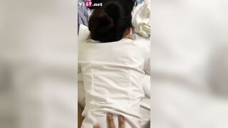 Em nhân viên văn phòng mông to bướm múp nứng là gạ chịch