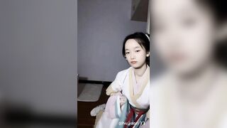 Tổng hợp em học sinh TQ thủ dâm phun nước