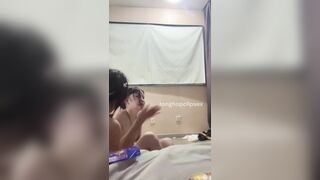 Sos666 - Khổ Thân Em Học Sinh Bị Bọn Bạn Banh Lồn Non Nhét Chai Coca Vào 4