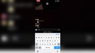 thanh niên show vú ny trên ome