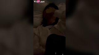 Rủ em vô khách sạn chơi bài uống rượu