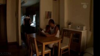 Con dâu bị bố chồng Bịt mắt đụ mà cứ nghĩ là chồng mình đụ