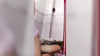 Lén lúc chịch chị máy bay ở cạnh trọ khi vợ đi vấng