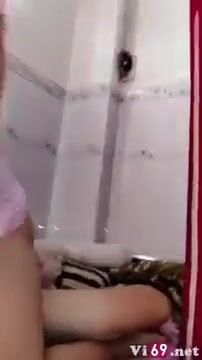 Lén lúc chịch chị máy bay ở cạnh trọ khi vợ đi vấng