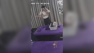 Clip Hot Bạn Gái Quang Hải Chu Thanh Huyền Tại Spa