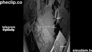 BÀ chủ shop MBBG cho nhân viên phi công trẻ hưởng cái lồn ngon