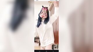 Trend tắt đèn của em gái