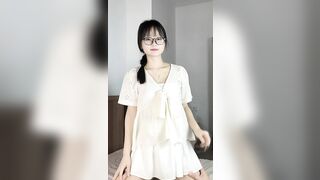 AI lột đồ 3