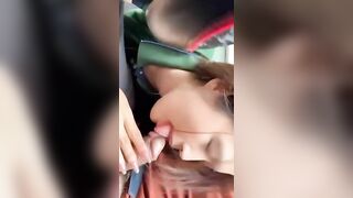 Được Em Nhân Viên Ngân Hàng Phục Vụ Trên Xe