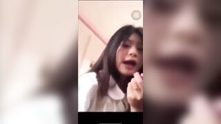 2 học sinh đang học nứng lồn vào phòng vệ sinh đụ nhau