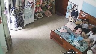 Hack cam thằng em giúp con chị lớp 10 thay đồ p2