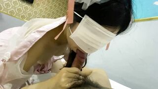 bắn tinh ngập mồm người yêu bạn thân ngày 20/10