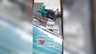 Anh Grap Ăn trộm quần slips của chị em giữa ban ngày
