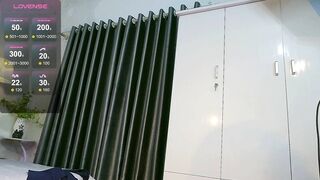 Nàng Anna Gau Live Thủ Dâm SS2 Phần 15