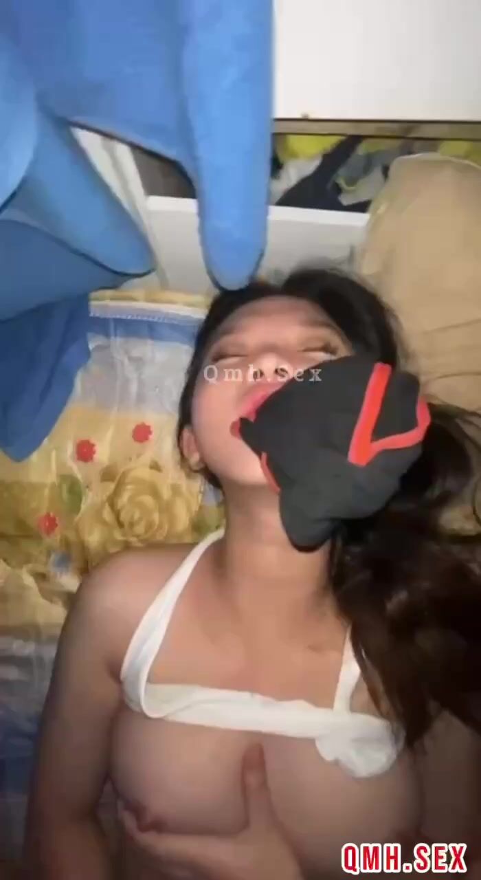 Trúc Nhi 2k7 sinh viên năm 1 VLU Face siêu xinh vú tròn lộ clip