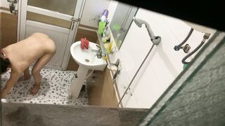 Lại tiếp tục siêu phẩm bà chị ngon múp tắm rửa 6