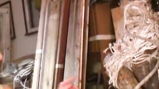 Cô chủ Xinh đẹp Và chú Ngựa Cặc Khổng Lồ vuốt ve