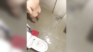 Quay Lén Nhìn Em Tắm Tự Nhiên Tháy Nứng Quá Phần 27