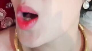 Phá trinh vợ yêu khi vừa trao vàng vì em nứng quá không đợi được đến đêm tân hôn