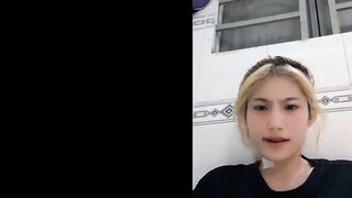 Sex Lần Đầu Chat Sex Em Ấy Còn Hơi Ngại Nhưng Vú Ngon Vãi Đái Luôn