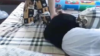 Cưỡng dâm djt con e Họ cấp 3 Hàng ngon Mới đi Học về Xuất tinh vào mồm