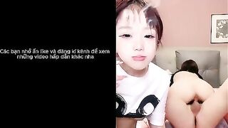 Thằng lồn này sướng thật chịch một lúc 2 em gái Loli lồn không lông siêu non P.10