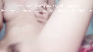 Lòn non thủ dâm