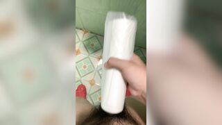 Em trai 2k7 nứng cặc thủ dâm bằng bao tiện lợi