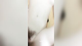 Bím hồng lông quai nón chơi Em không bao