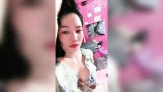 Khi em đang nứng lồn thì anh đang ở đâu ????????