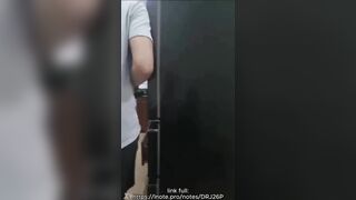 sang nhà bạn chơi mà chỉ nhăm nhăm cắm buồi vào lồn vợ bạn