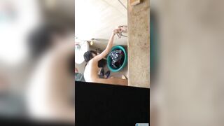 Sáng 7h40' Ngày 31/10/2025 quay lén xóm trọ gặp cảnh này nứng thật sự