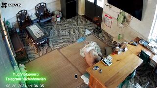 Hack Camera Vợ đi tập gym về địt muốn gãy chim chồng