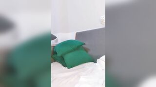 gái teen lồn múp thủ dâm với lồn điện nước đầy đủ thủ dâm nước lồn chảy lênh láng