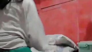 bé non tơ show hàng thủ dâm với lồn múp dâm đãng biểu cẩm cực nứng