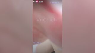 Trà My bé nữ sinh khuôn mặt ngây thơ đã biết dùng vốn tự có kiếm tiền - Sex Việt Nam